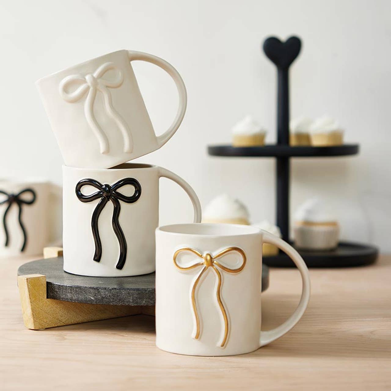 Wide Handle Bow Mug - Ivory -