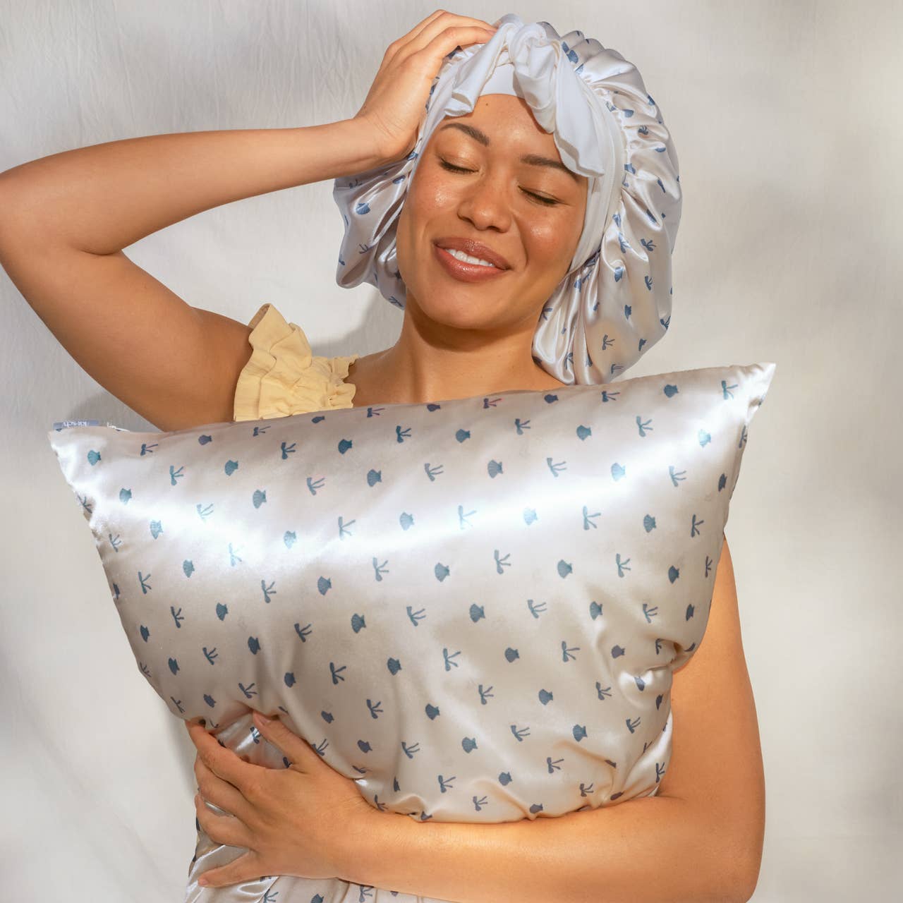 Standard Satin Pillowcase - Pearlized Cream & Coastal Blue Print -