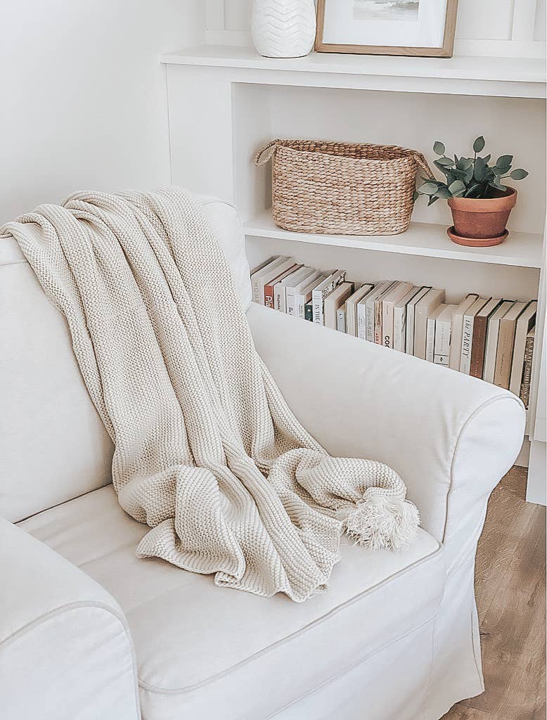 Knit Throw Blanket With Tassels -