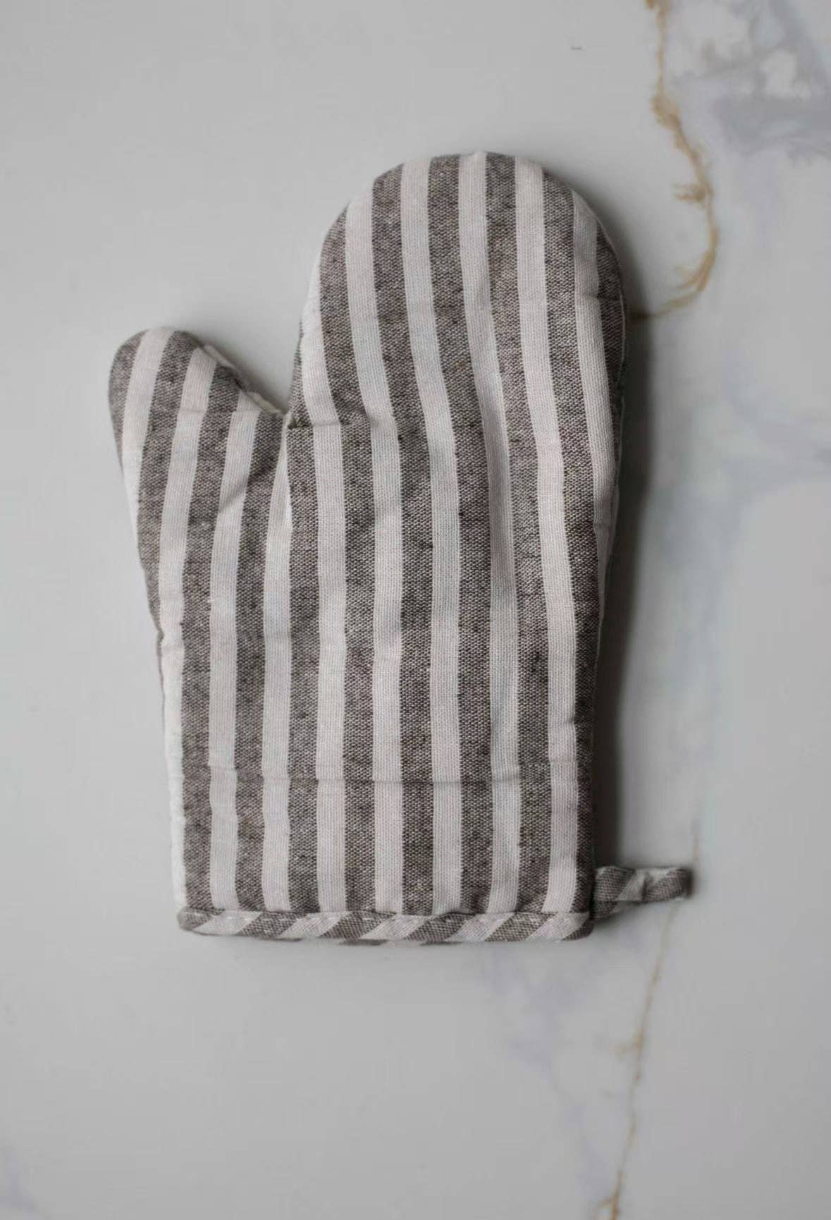 Stripe Oven Mitt -