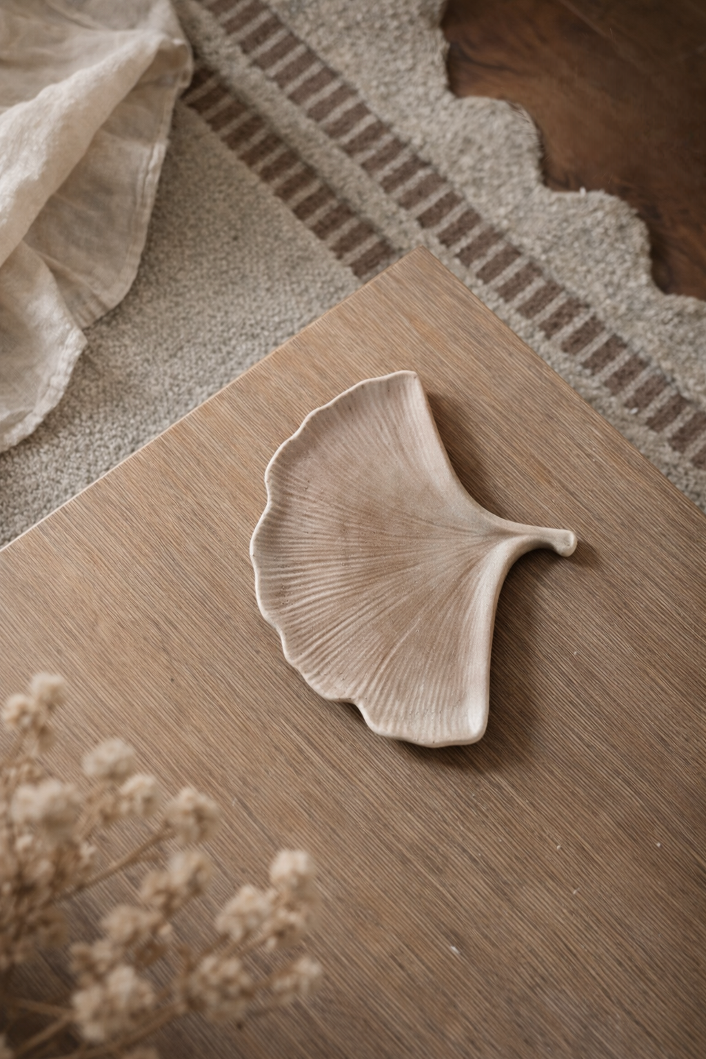 Stone Gingko Leaf Tray -