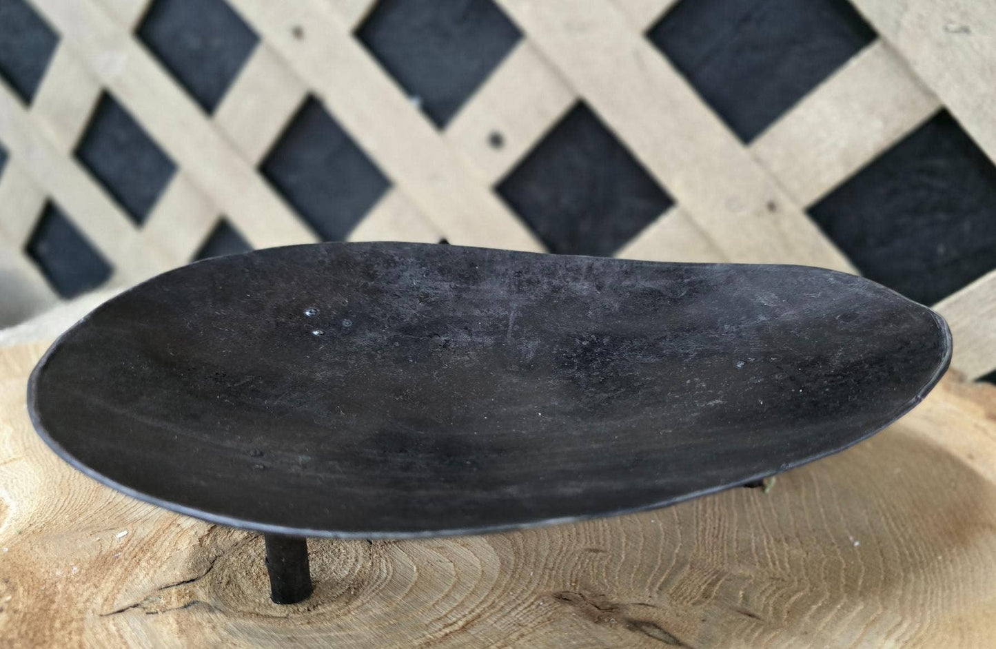 Oval Metal Tray 9x6in -