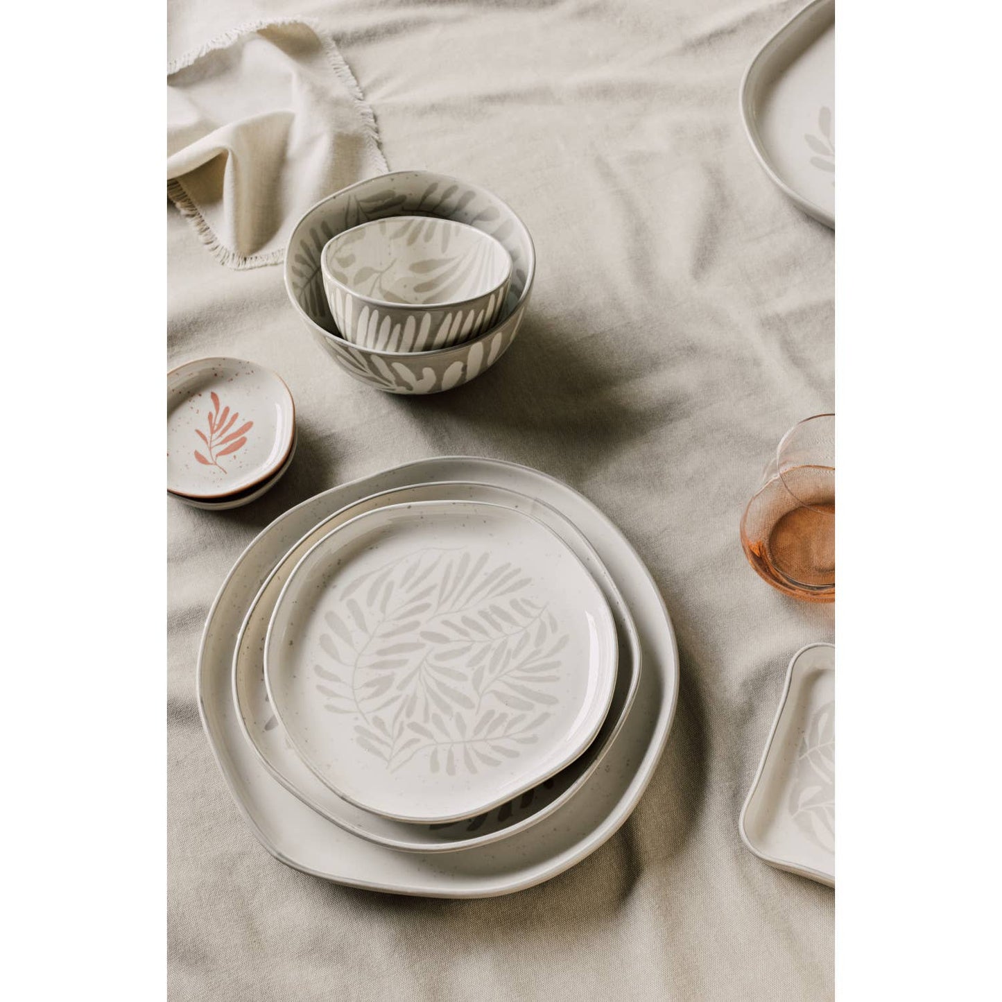 Grove Dinner Plate 10 inch - Plates