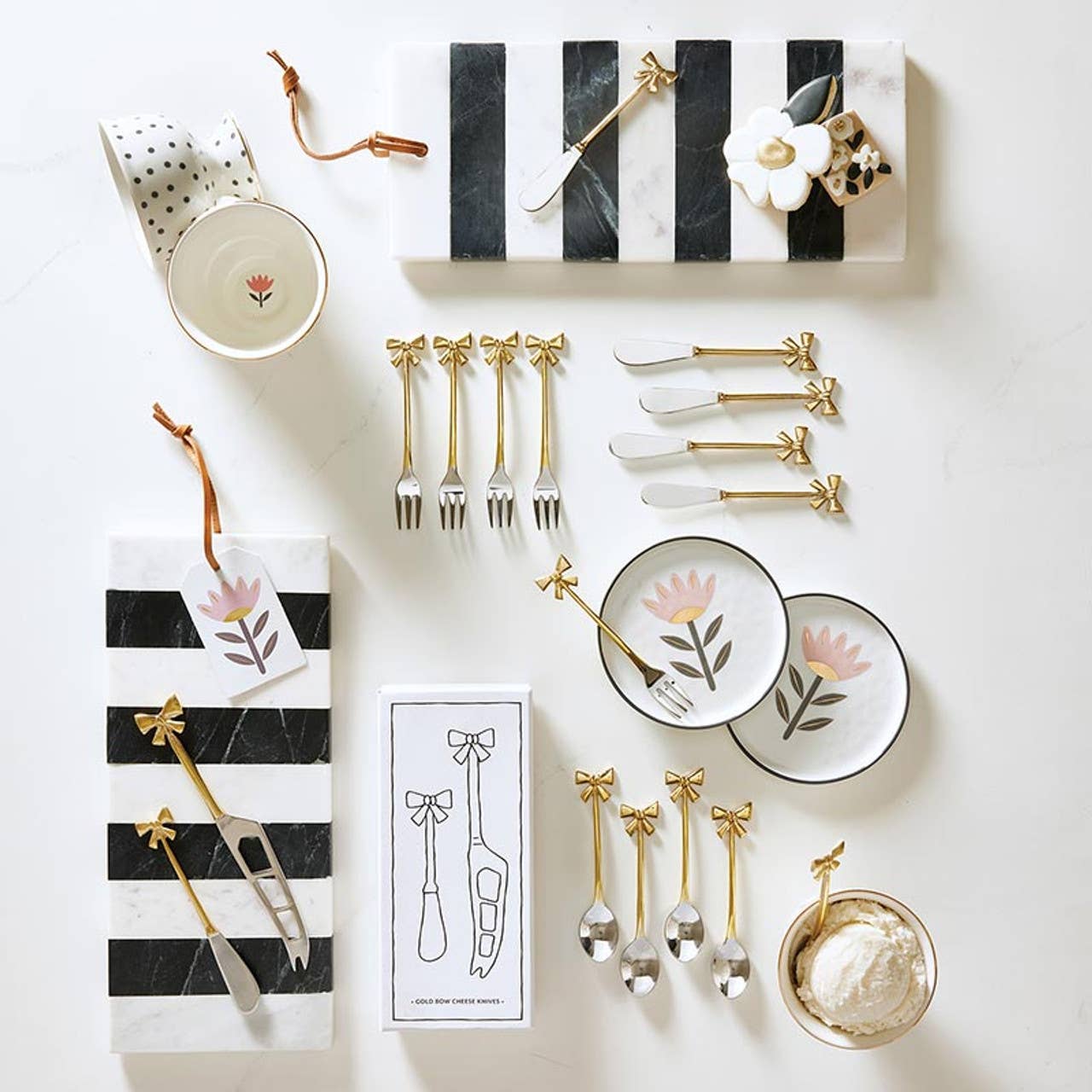 Black Stripe Marble Board -