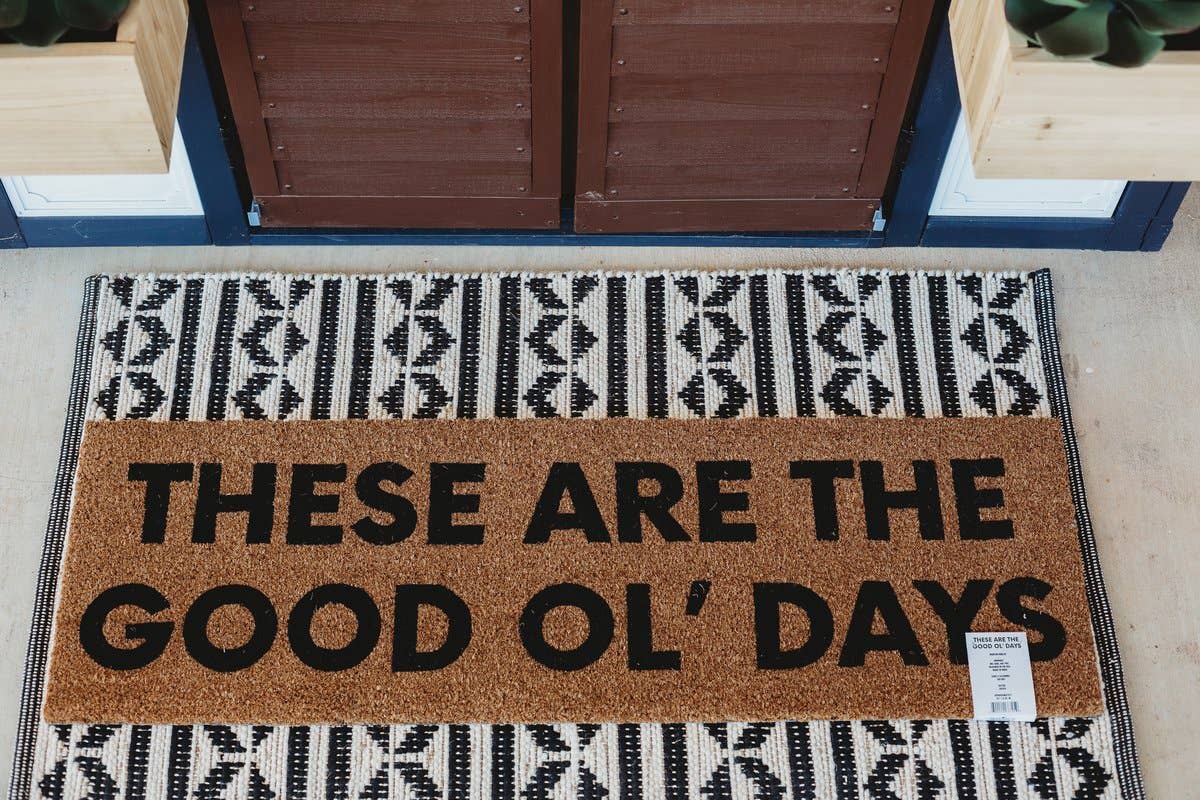 XL Doormat | These are the good ol' days (New Length) -