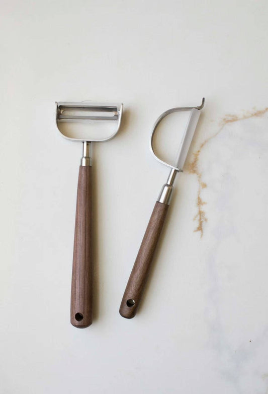 Vegetable and Fruit Peeler -