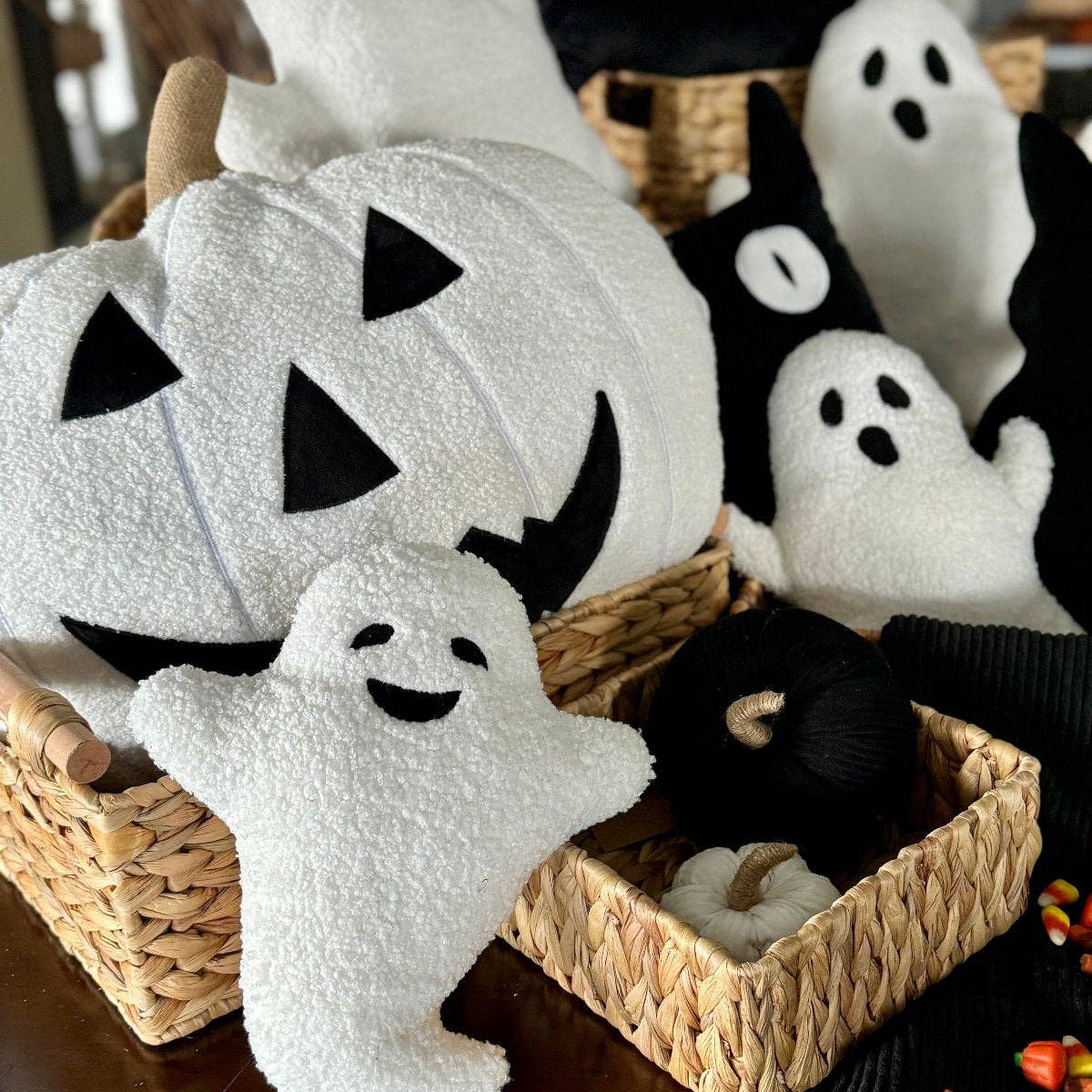 CF-3403 - White Sherpa JOL Halloween Pillow -