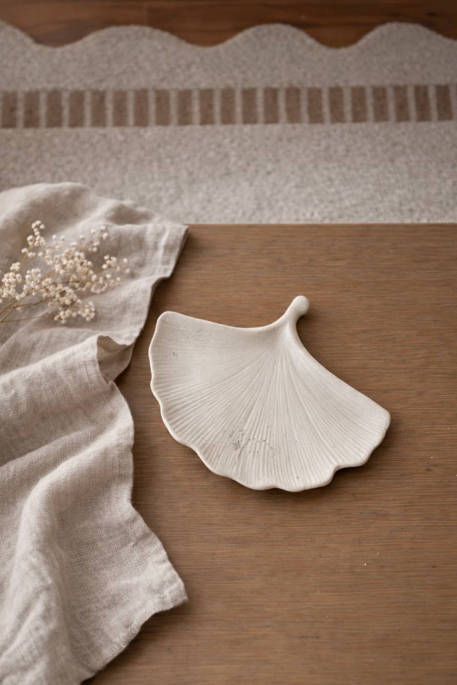 Stone Gingko Leaf Tray -