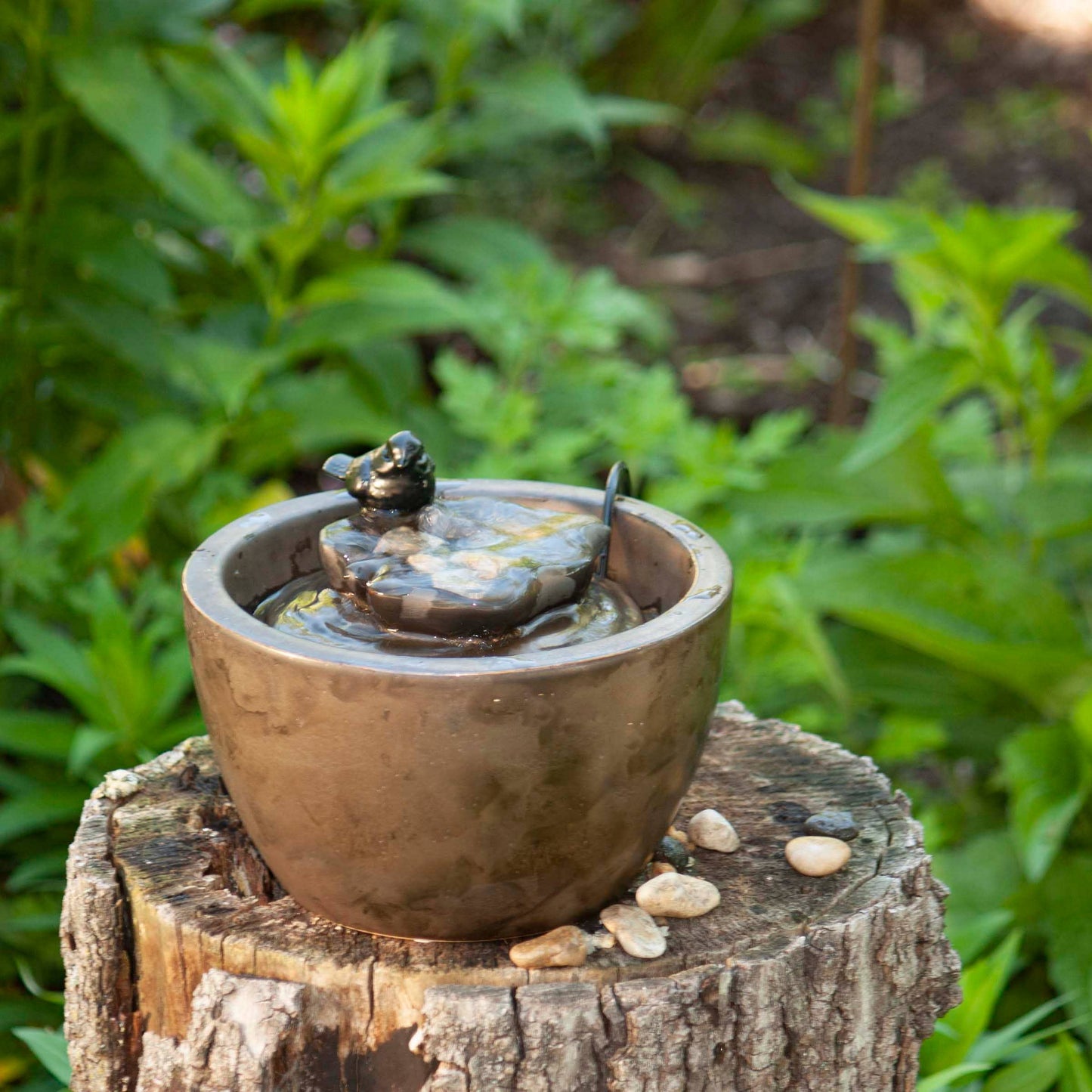 Bronze Bird on Leaf Garden Water Fountain with Pump - Fountains