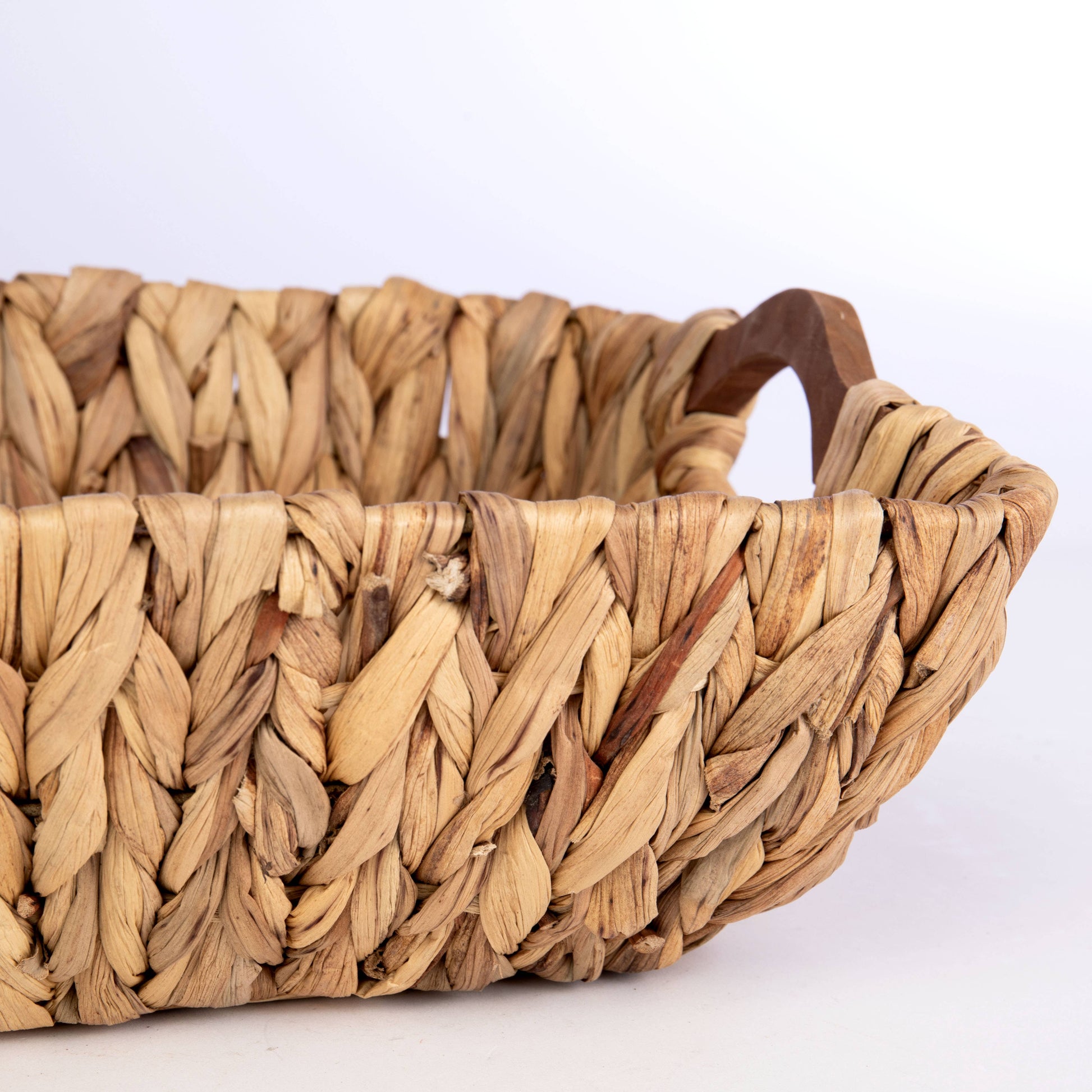 SQ HYACINTH TUB W/WOOD INSET HANDLES -