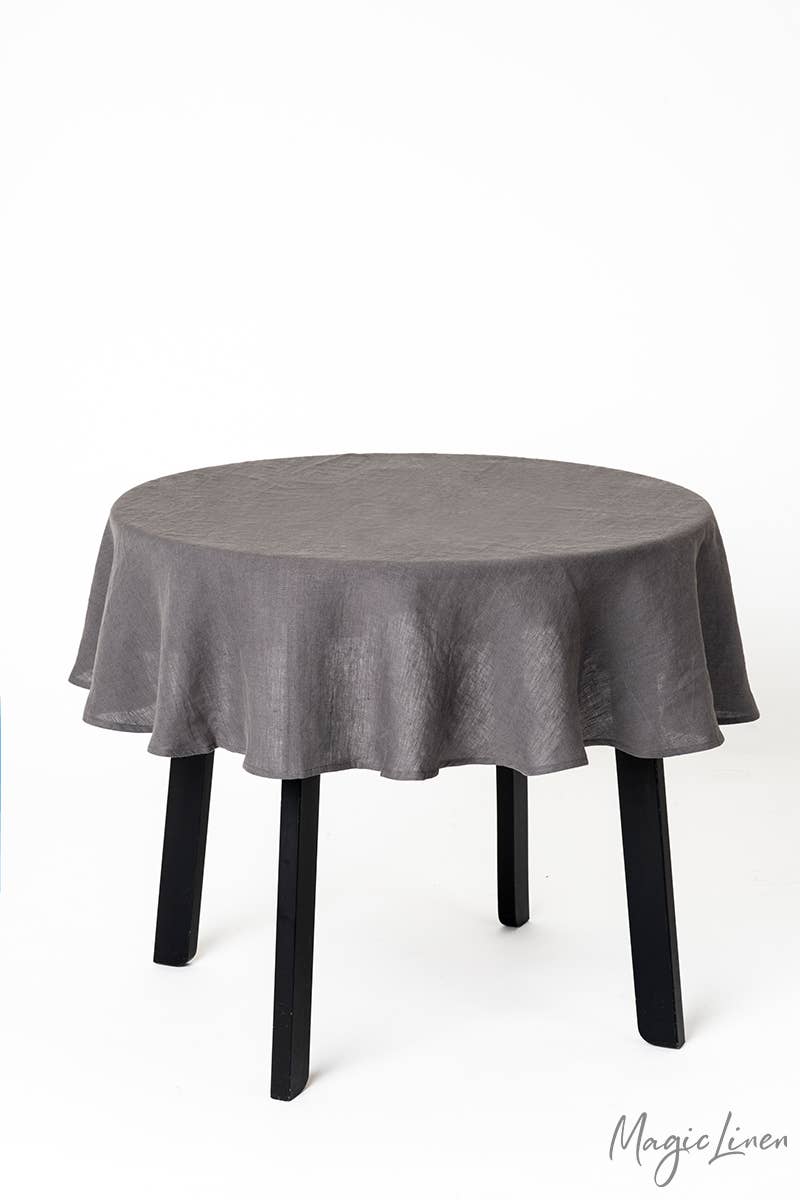 Round linen tablecloth -