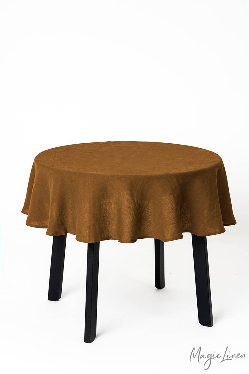 Round linen tablecloth -