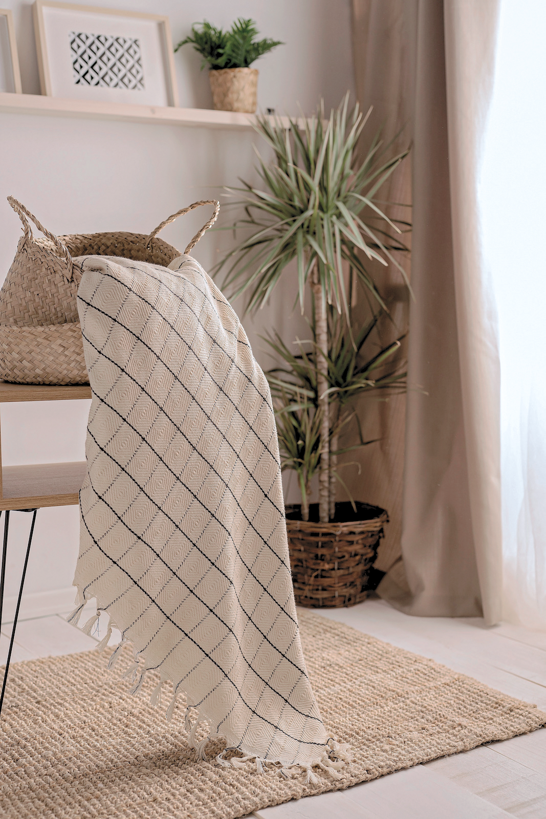 Minimalist 100% Cotton Throw Blankets & Bedspreads - Blankets