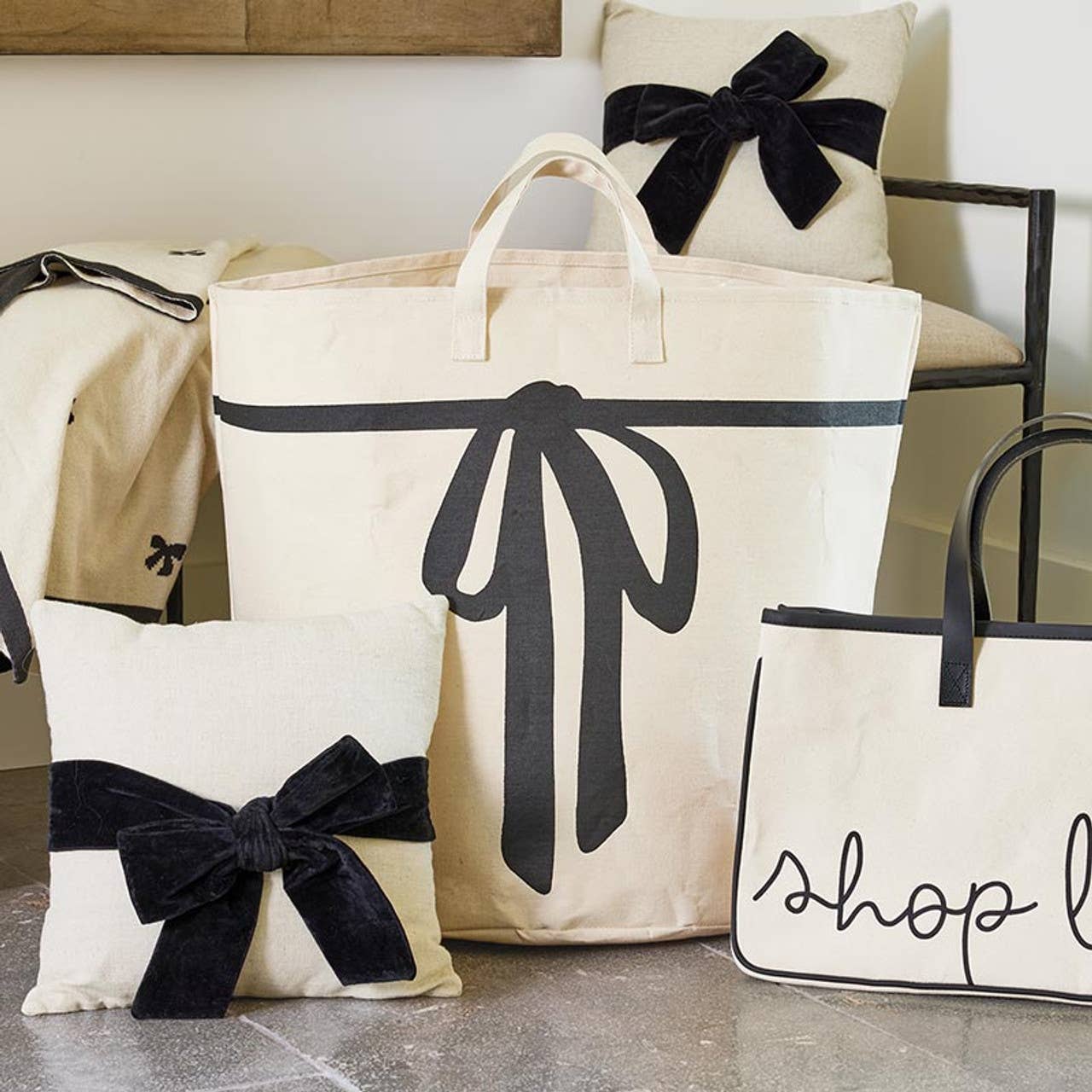 Large Canvas Storage Tote - Bow -